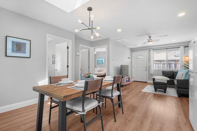 Photo - 2326 Cherry Ave Unidad ID1310560P