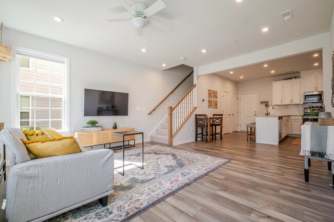 Building Photo - 4635 Wistar Creek Dr