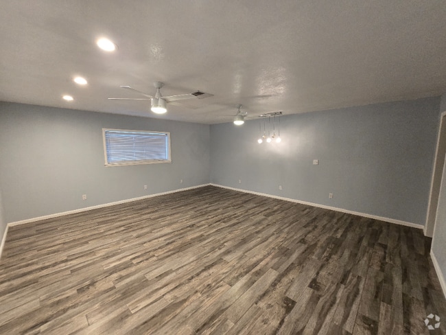Building Photo - 3420 W Campo Bello Dr Rental