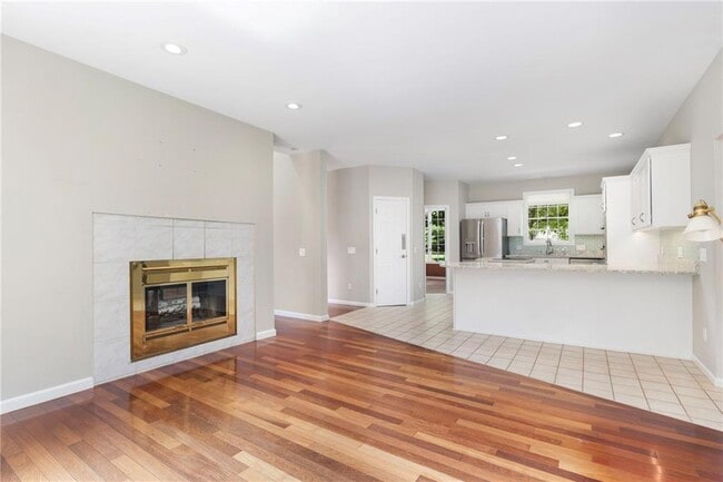 110 Osprey Dr