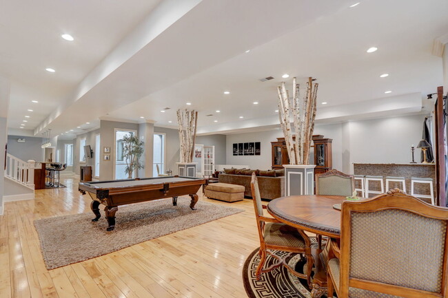 Photo - 22 W Ontario St Unit 400