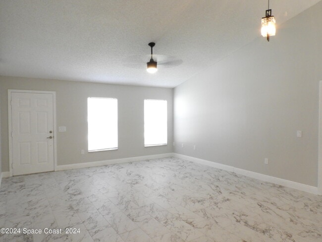 Photo - 506 Lafayette St SW