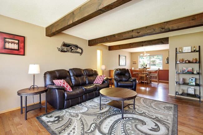 Photo - Beautiful 4 bedroom home in NE Tacoma!