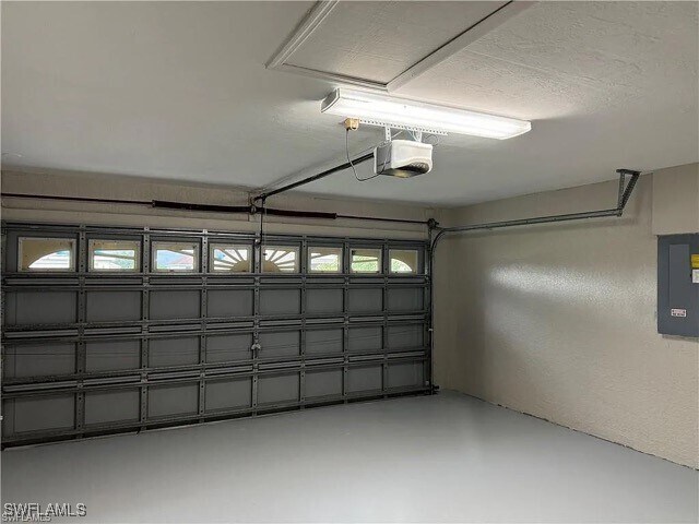 Photo - 1009 Chapel Ave