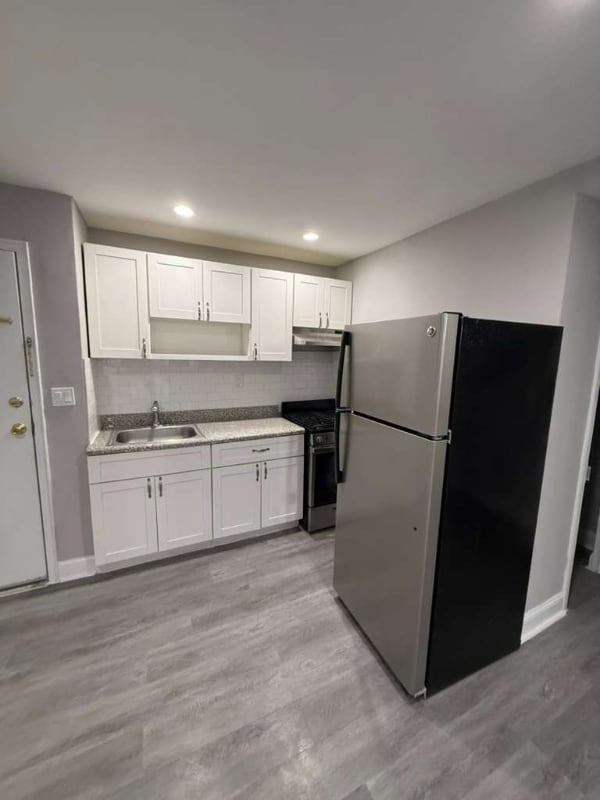 Building Photo - 147 Cleveland St