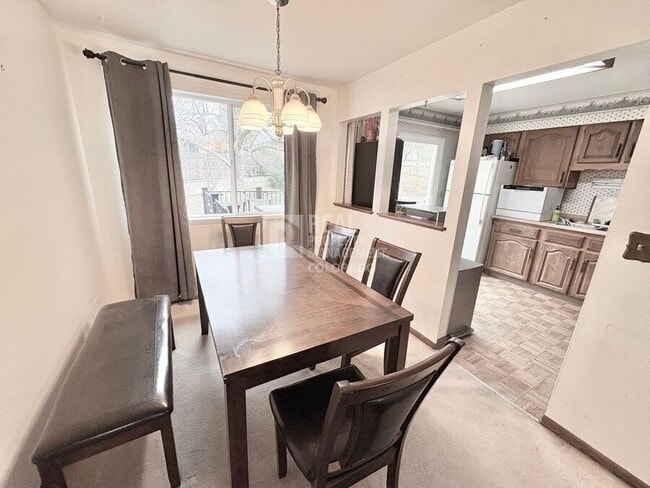 Photo - 650 S Oswego St