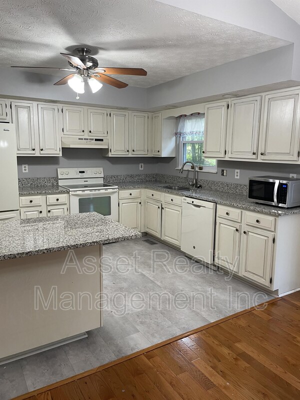 Photo - 7421 Foxhaven Rd House