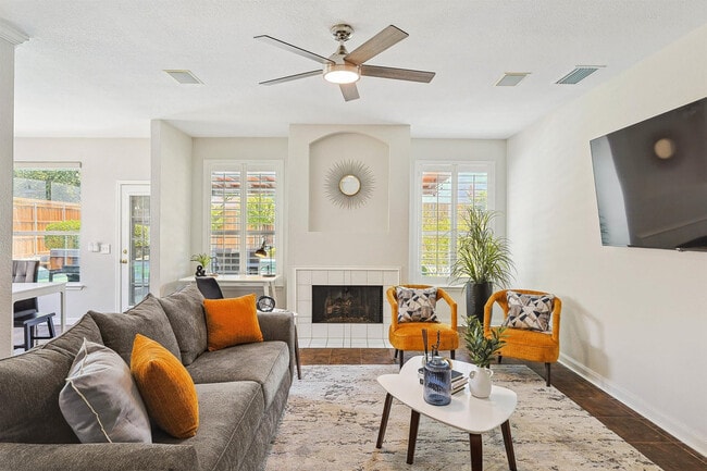 Photo - 746 River Oak Way Unidad ID1029263P