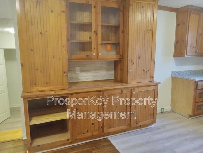 Photo - 3619 Walton St