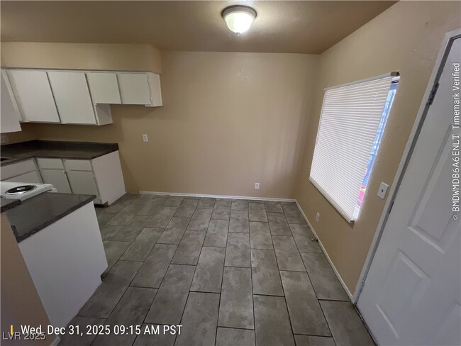 Photo - 1896 Fulstone Way