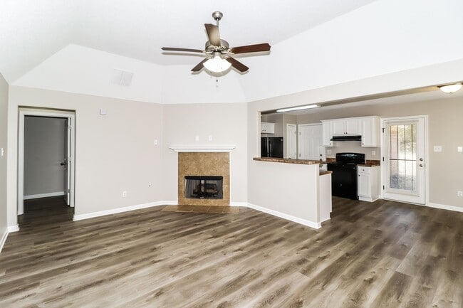 Photo - 1021 Crayton Ridge Dr