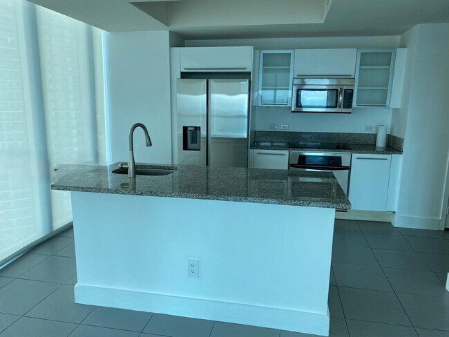 Photo - 888 Biscayne Blvd