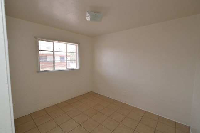 Photo - 4525 E Montecito St