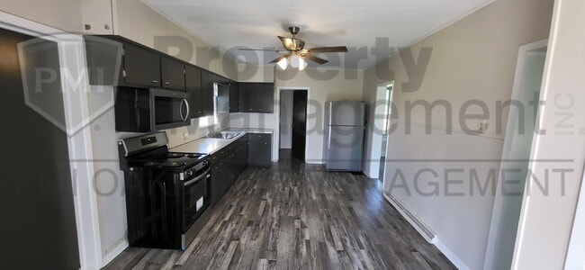 Photo - Country 3 Bedroom Apartment with Detached Garage