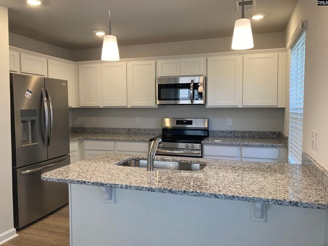 Photo - 238 Hessary Ln