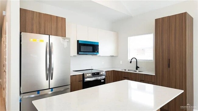 Photo - 705 Deanne Dr