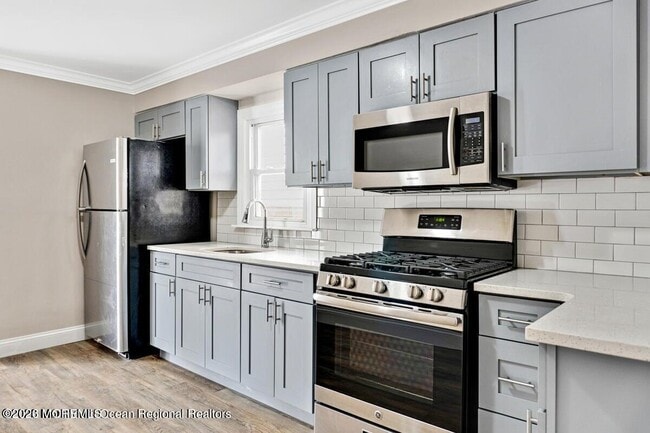 Photo - 907 Bond St Unit 1