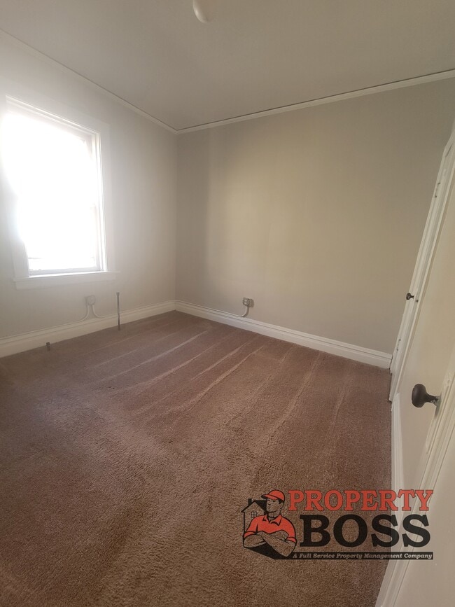 Photo - 1325 Marshall St