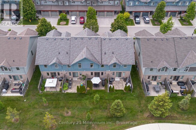 Photo - 37 Silver Glen Blvd