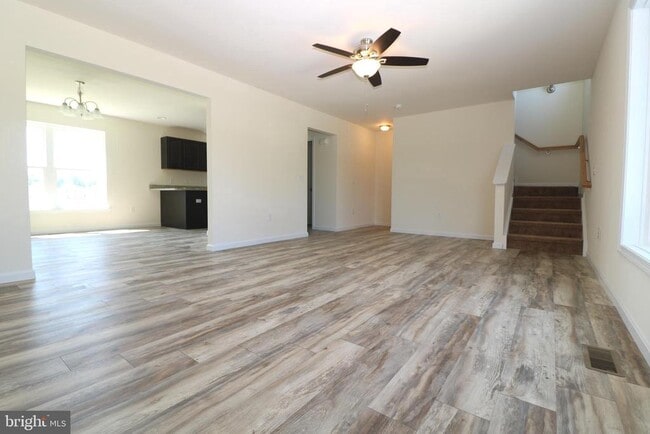 Photo - 72 Filbert Dr