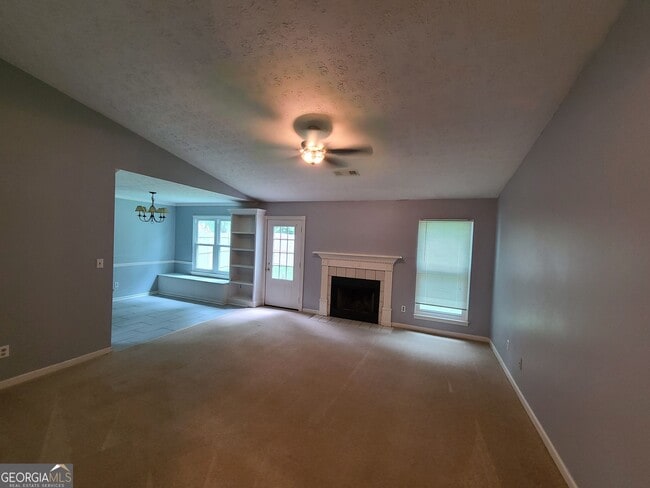 Photo - 216 Valley View