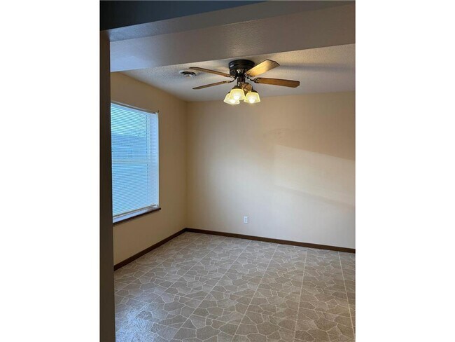 Photo - 1706 Lincoln Ave