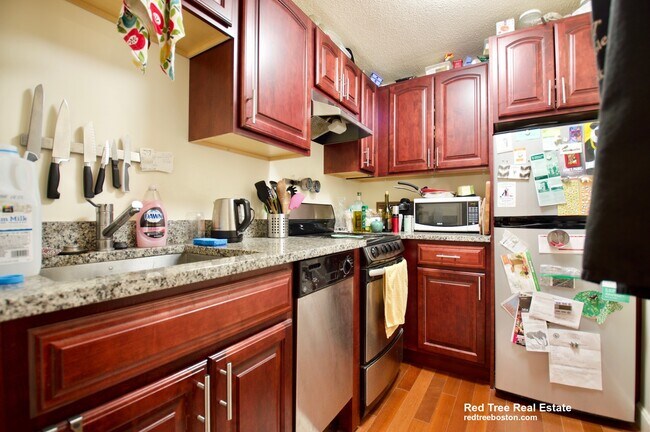 Photo - 287 Harvard St Unidad 75