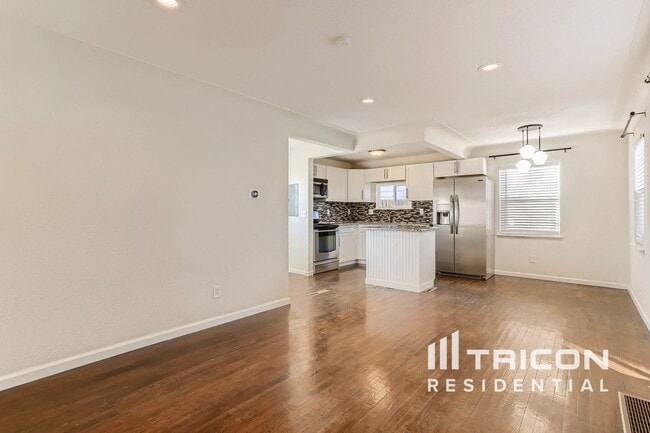 Photo - 1364 Ironton St