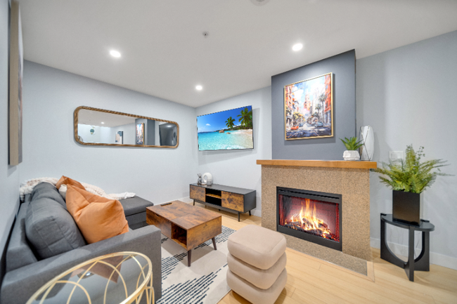 Photo - 700 W E St Condo Unit 402
