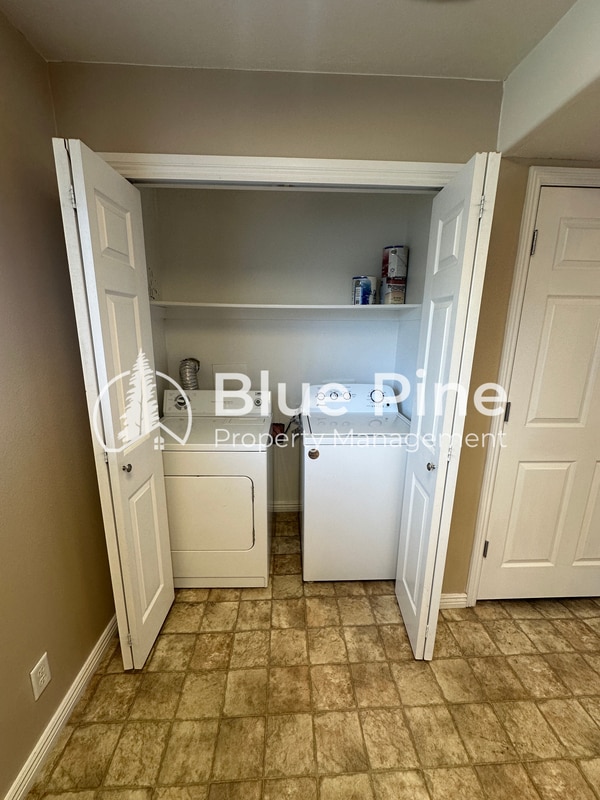Photo - 622 Valinda Ln
