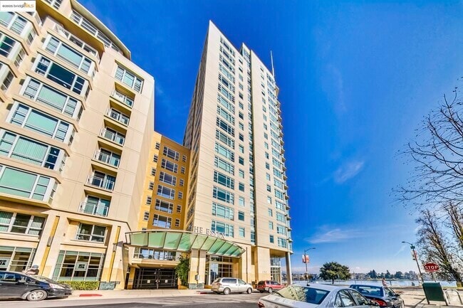 Building Photo - 1 Lakeside Dr Unit 1509 Rental