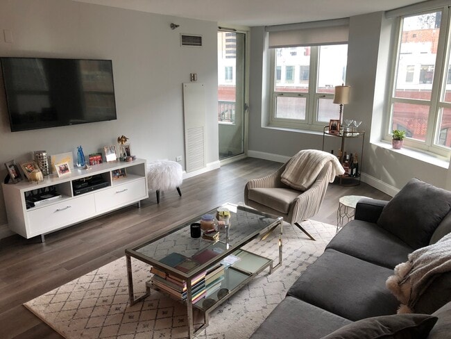Photo - 345 N La Salle Dr Unit 1107
