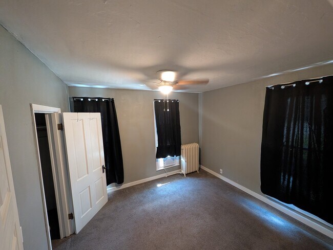 Photo - 130 1/2 W North St