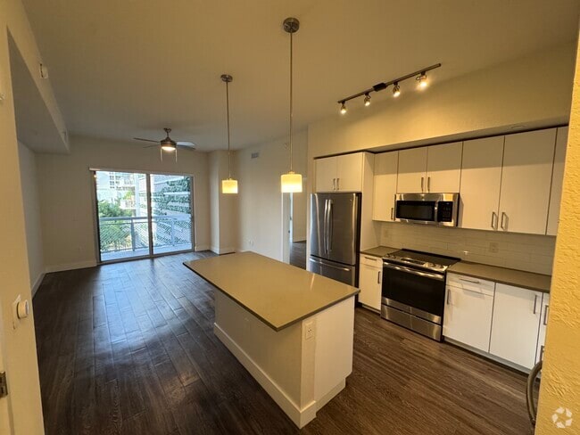 Building Photo - 520 NE 26th St Unit B1 Rental
