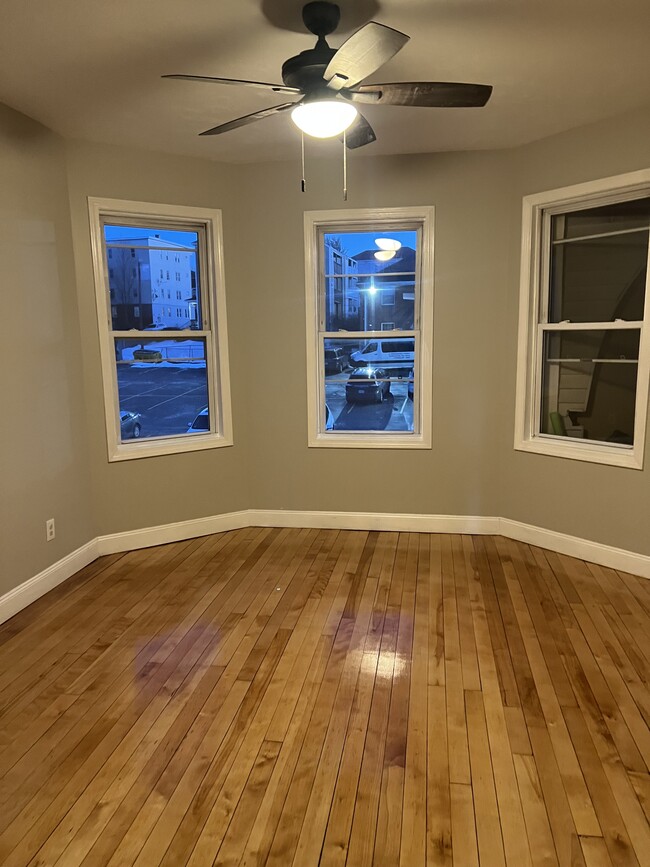 Photo - 49 Waverly St Unit Apt.2