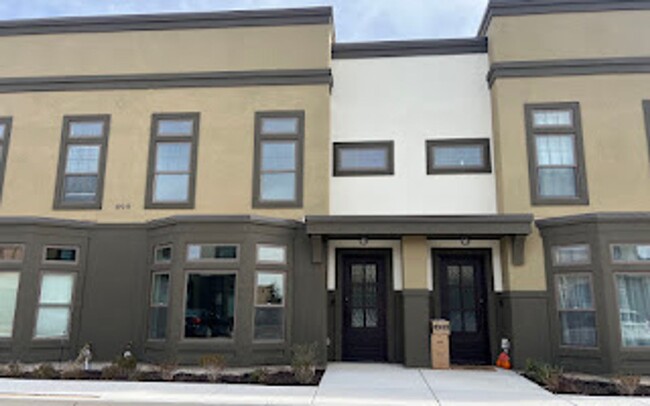 1 year old Townhome in Cedar City - 1 year old Townhome in Cedar City