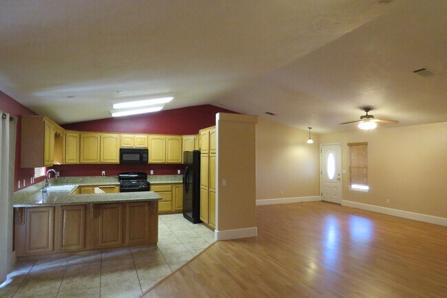 Photo - Solar! Solar! Solar!