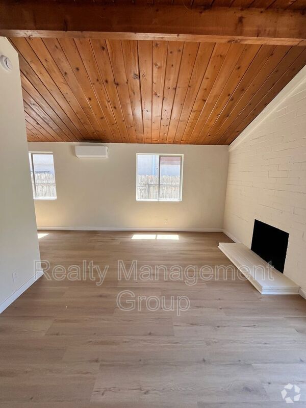 Building Photo - 4283 51st St Rental