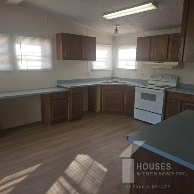 Photo - 214 Double Bridge Rd