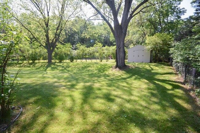Photo - 2603/2605 Riverside Ln NE Unit 2605 Riverside Ln NE