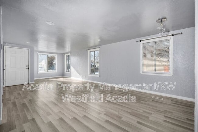 Photo - 320 Washington Ave