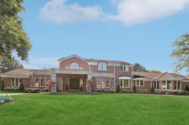 2430 Dorina Dr