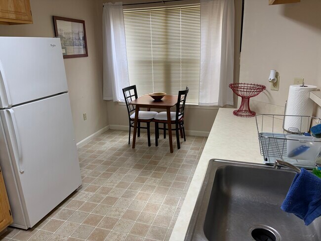 Photo - 131 Sparrow Rd