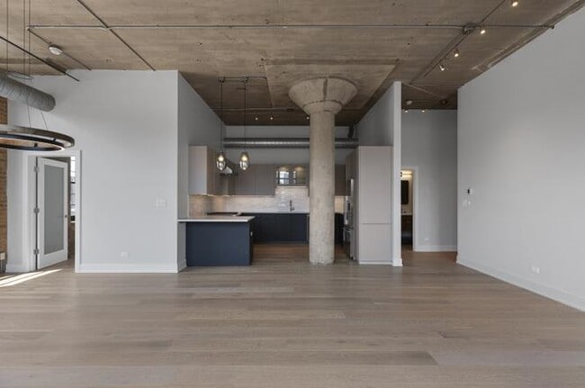 Photo - 2 bedroom in Chicago IL 60607 Unidad 4M