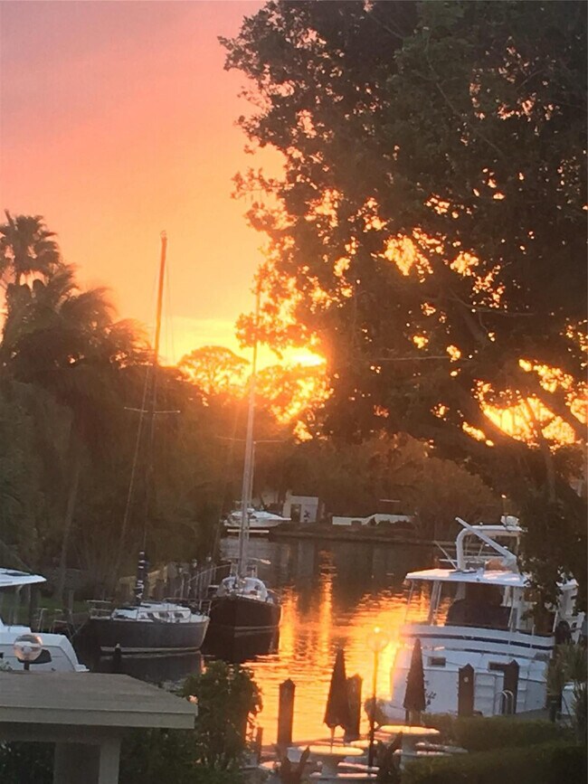 Photo - 1200 SW 12th Ave Unit 203