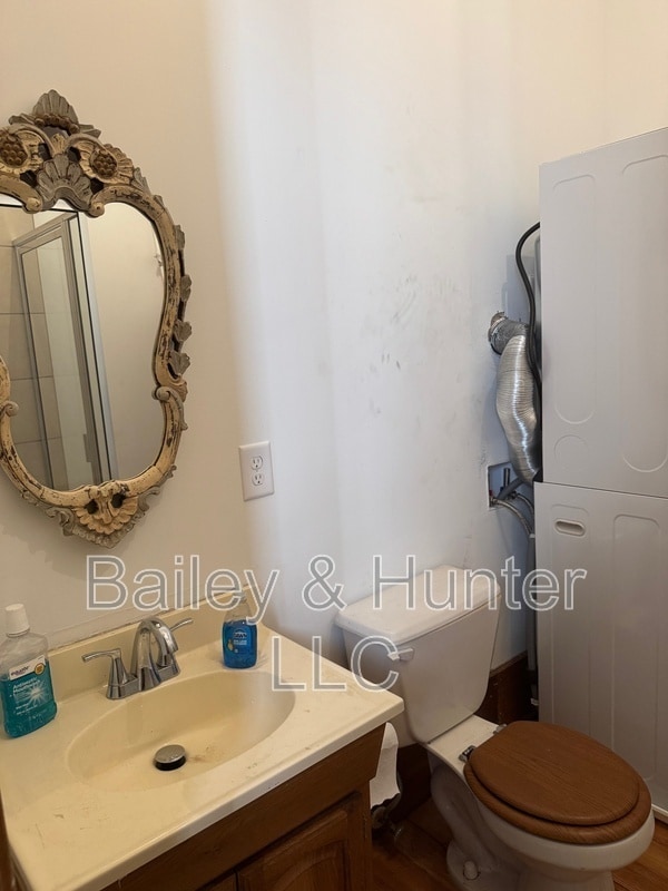 Photo - 253 Sydney St SE
