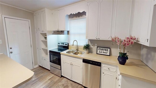 Photo - 2716 Forsyth Ln