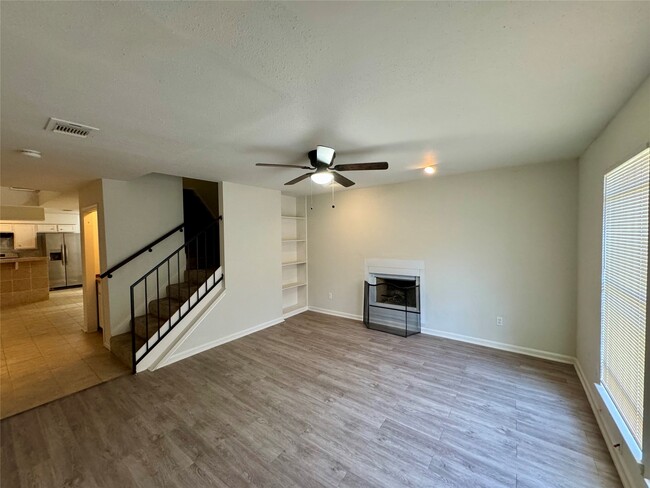 Building Photo - 5810 Twisted Pine Ct Unit C Rental