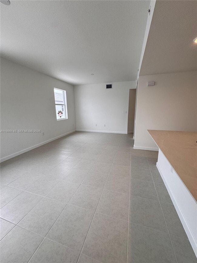 Photo - 15671 SW 280th St Unidad 1