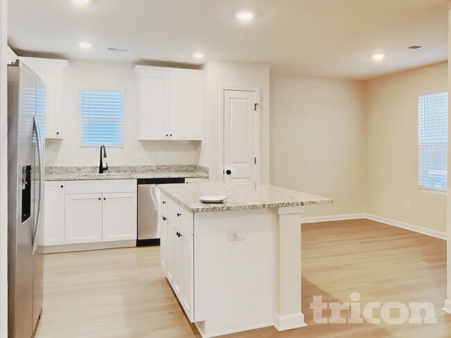 Photo - 25 Neuse Holw Ct